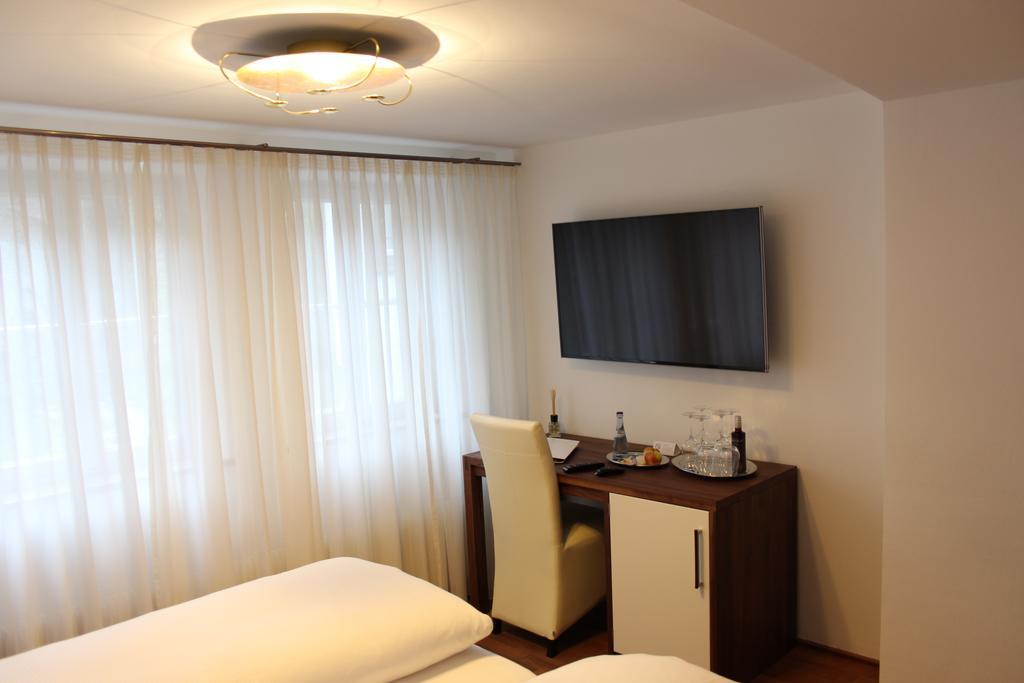 Hotel Schmales Haus Ulm Bilik gambar