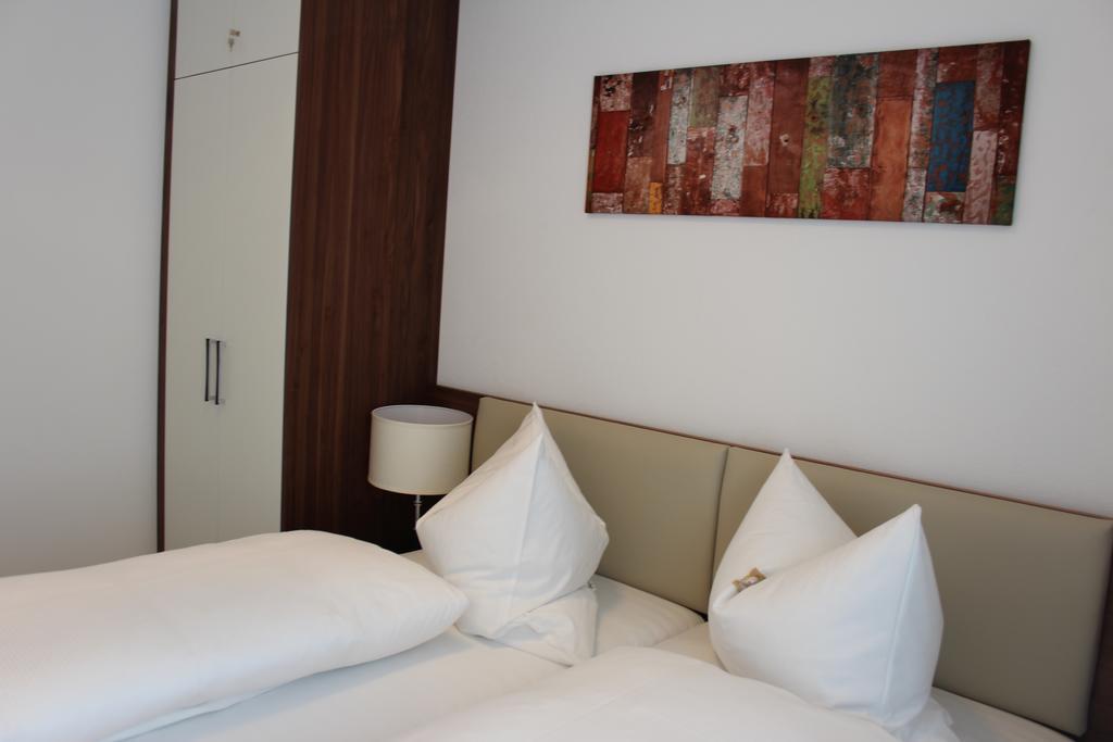Hotel Schmales Haus Ulm Luaran gambar